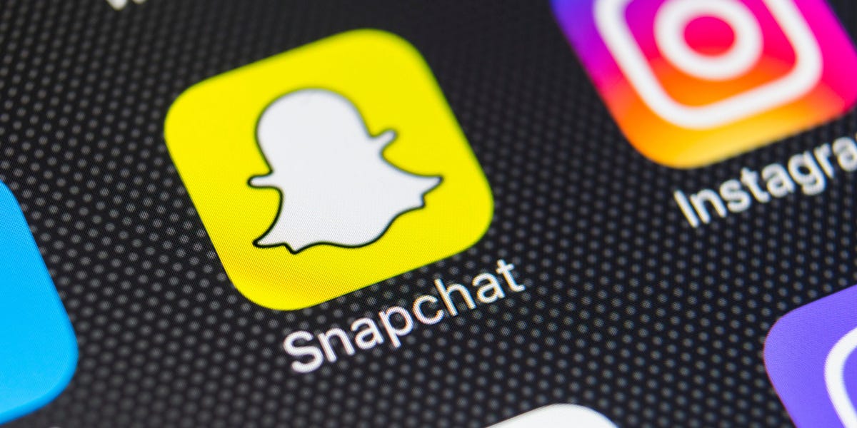 Detail Snapchat Old Logo Nomer 46