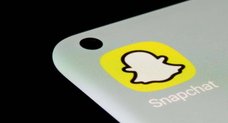Detail Snapchat Old Logo Nomer 50