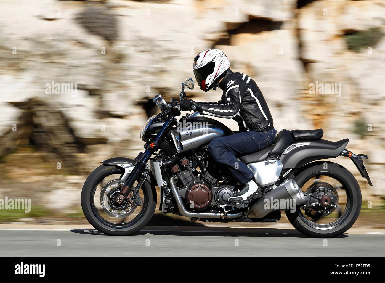 Detail Yamaha Vmax Ghost Rider Nomer 31