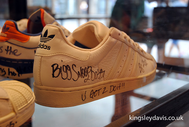 Detail Snoop Dogg Shoes Adidas Nomer 27