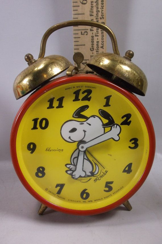 Detail Snoopy Alarm Clocks Nomer 11