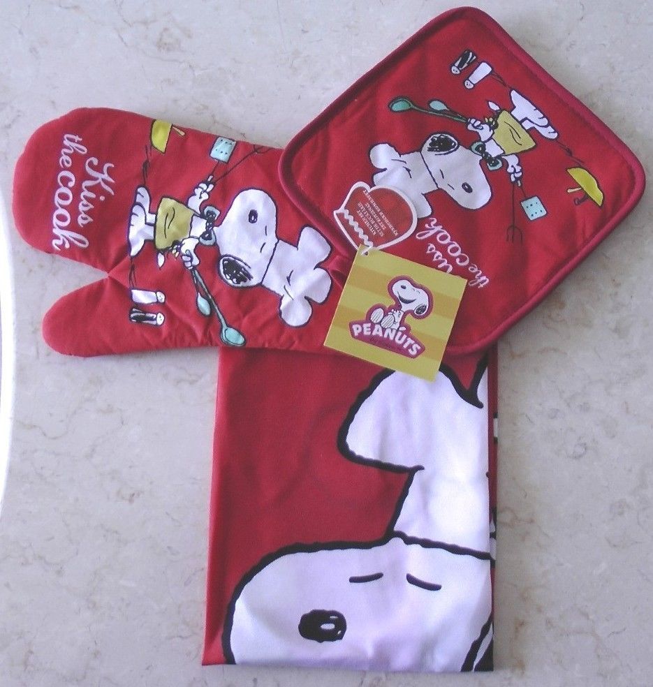 Detail Snoopy Apron Nomer 26