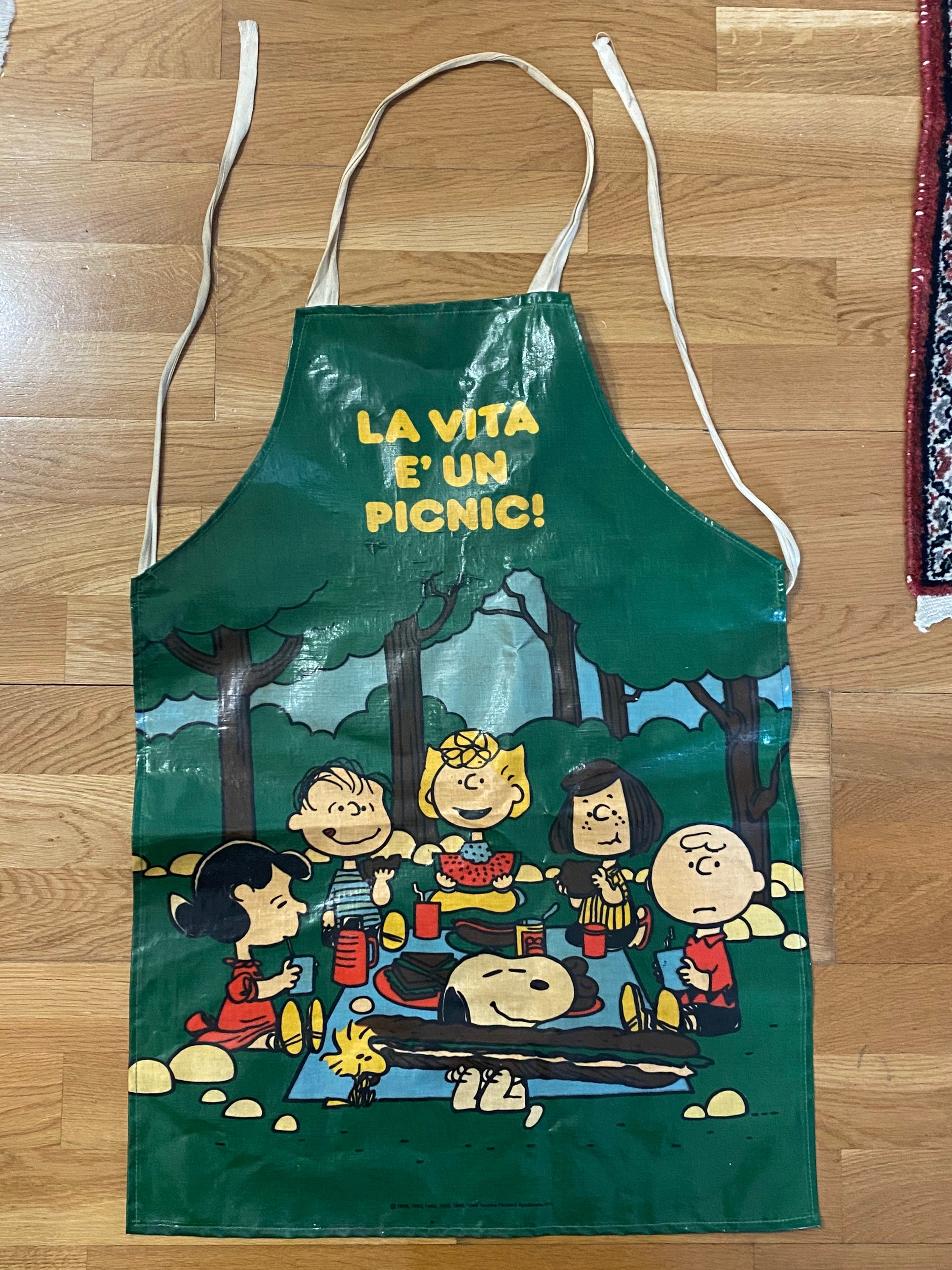 Detail Snoopy Aprons Nomer 6
