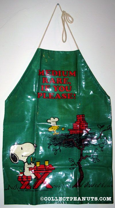 Detail Snoopy Aprons Nomer 52