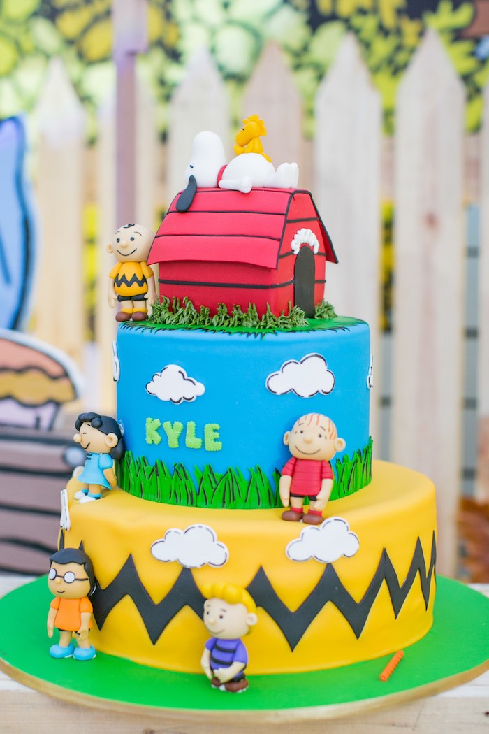 Detail Snoopy Baby Shower Cakes Nomer 19