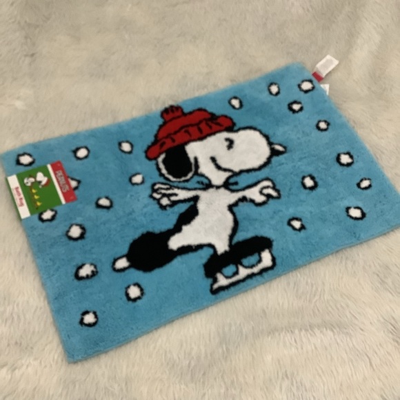 Detail Snoopy Christmas Bathroom Rug Nomer 10