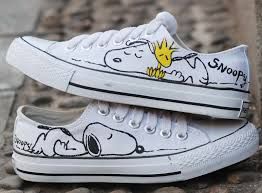 Detail Snoopy Converse Shoes Nomer 16