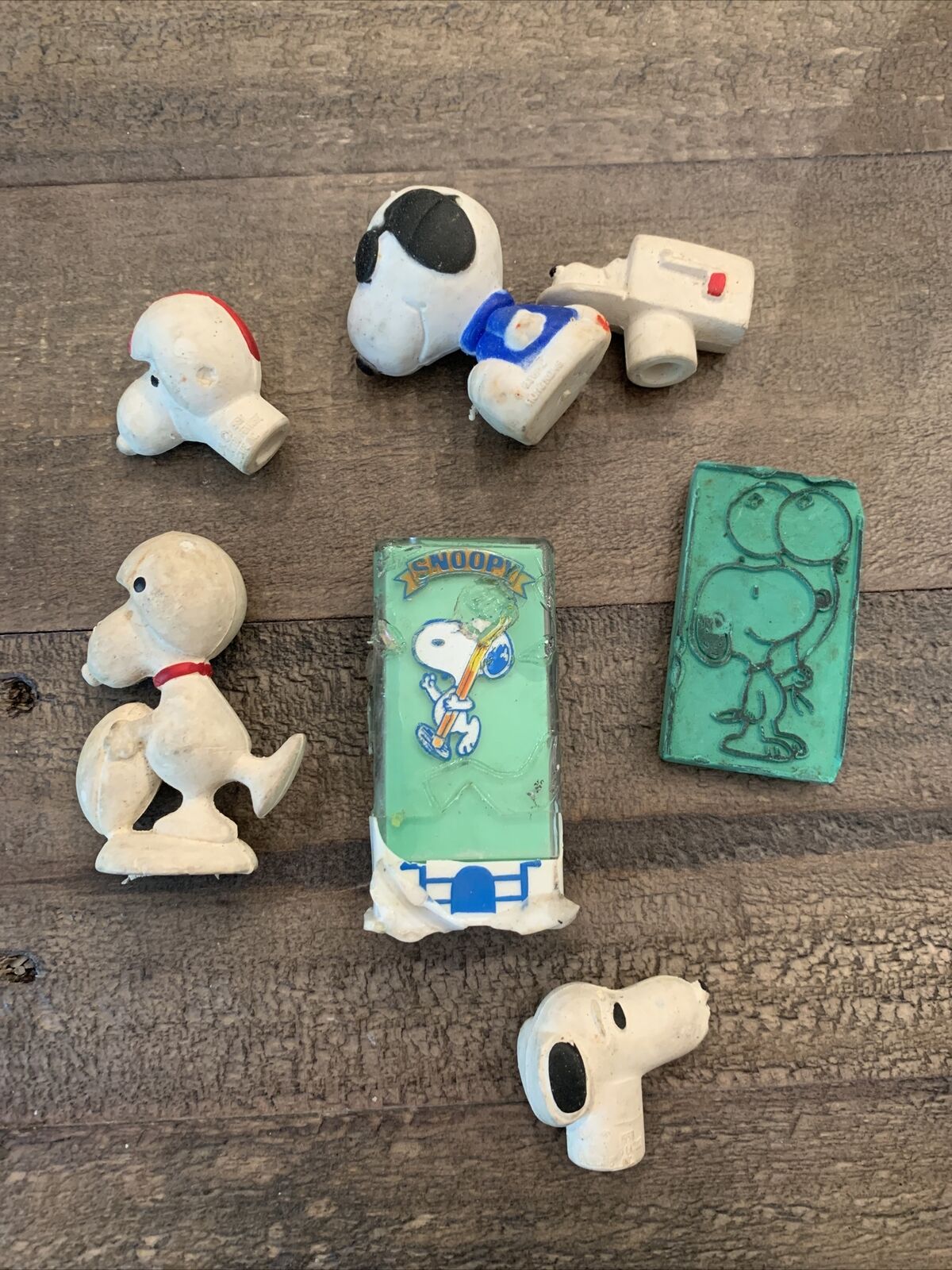 Detail Snoopy Erasers Nomer 27