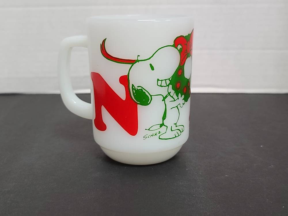 Detail Snoopy Fire King Mug Nomer 43