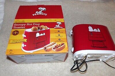 Detail Snoopy Hot Dog Toaster Nomer 39