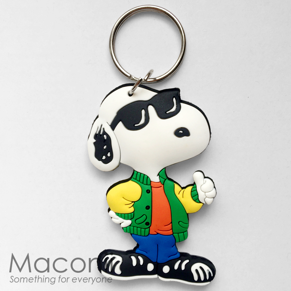 Detail Snoopy Keychain Nomer 15