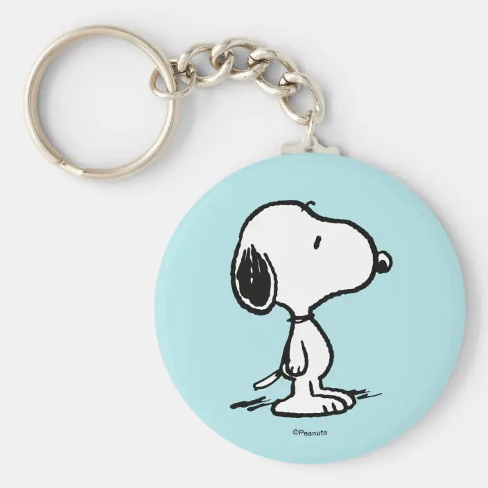 Detail Snoopy Keychain Nomer 3