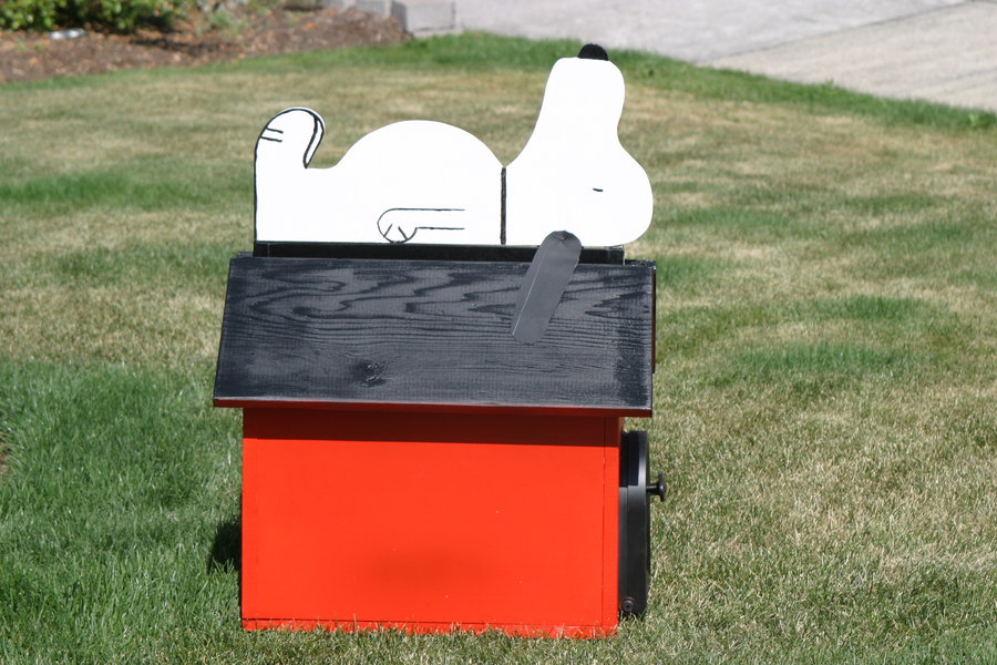 Detail Snoopy Mailbox Nomer 27