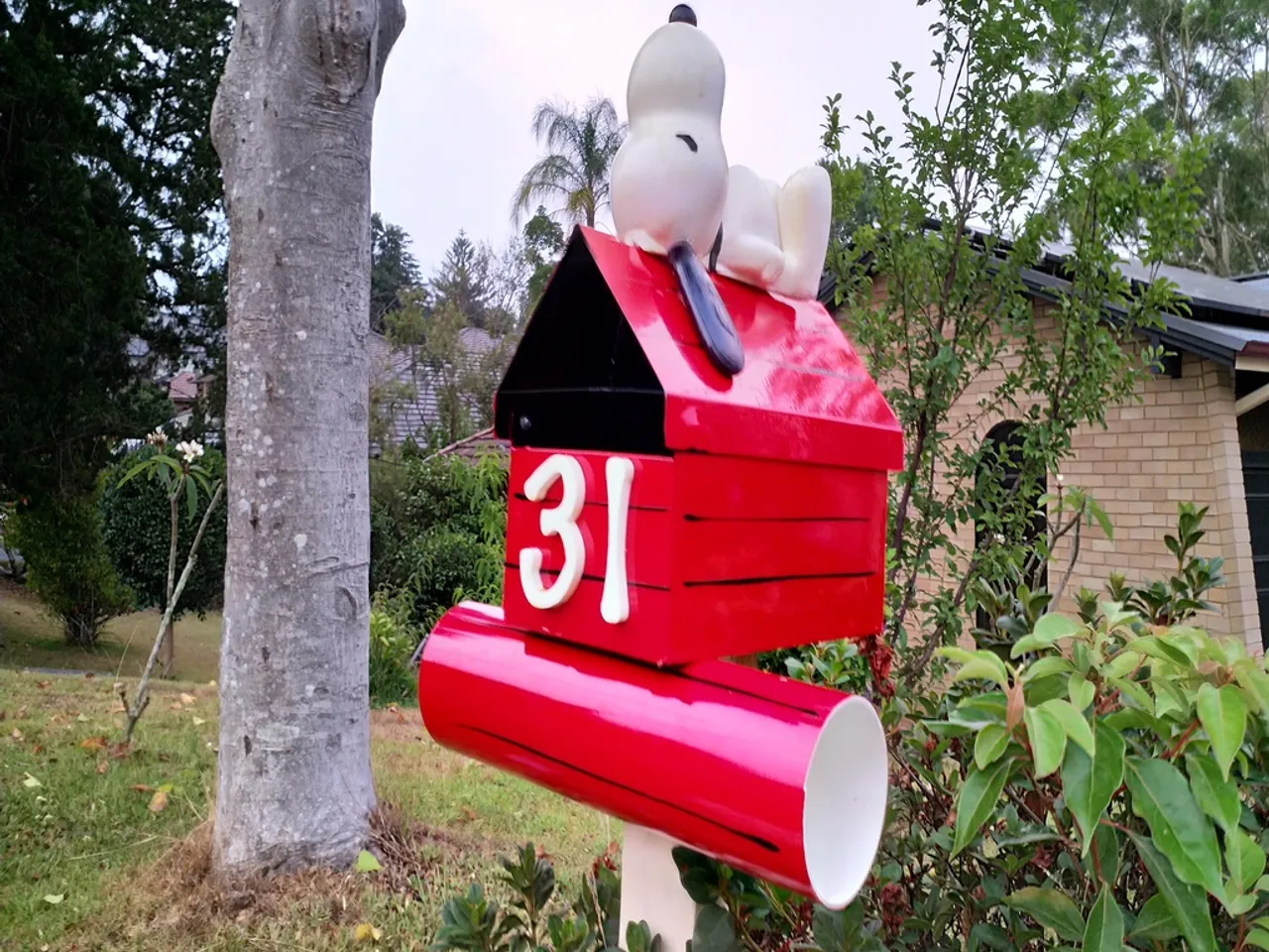 Detail Snoopy Mailbox Nomer 47