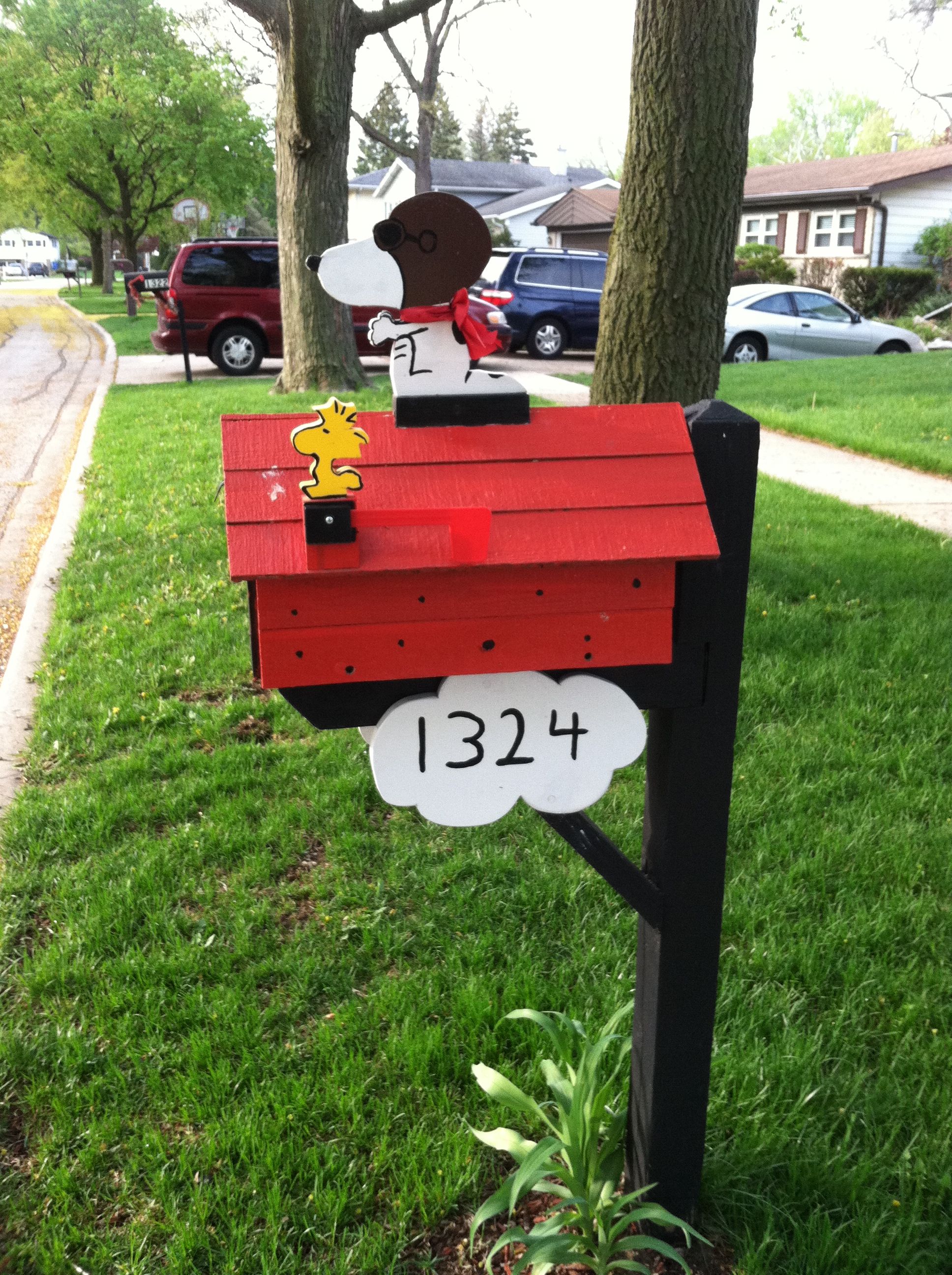 Detail Snoopy Mailbox Nomer 9
