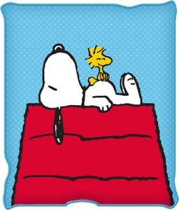 Download Snoopy On His Doghouse Pictures Nomer 26