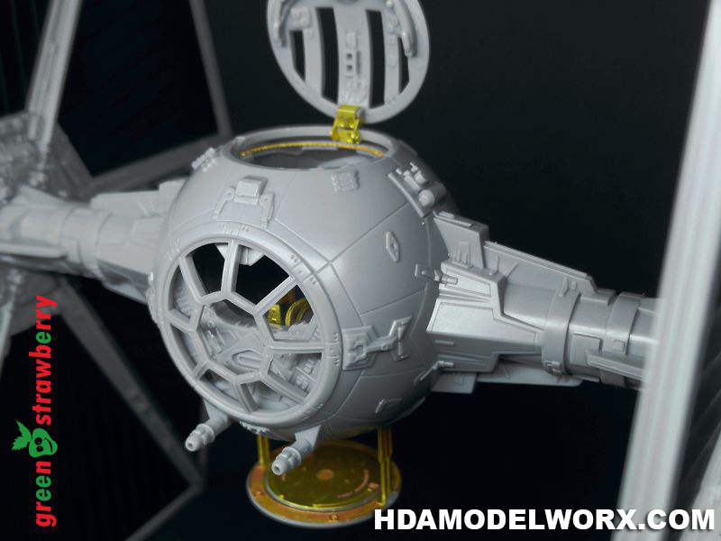 Detail Snoopy On Tie Fighter Nomer 22