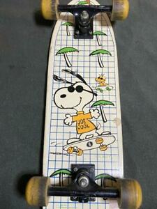 Detail Snoopy Skateboard Nomer 49