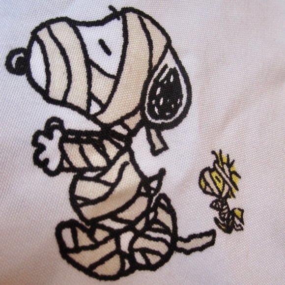 Detail Snoopy Skeleton Nomer 47