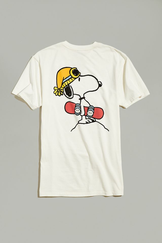 Detail Snoopy Snowboard Nomer 48