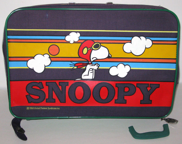 Detail Snoopy Suitcase Nomer 29