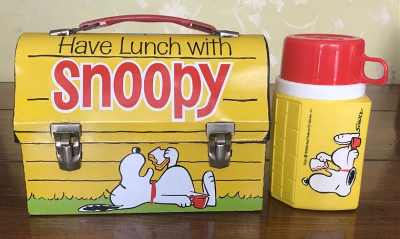 Detail Snoopy Thermos Nomer 22