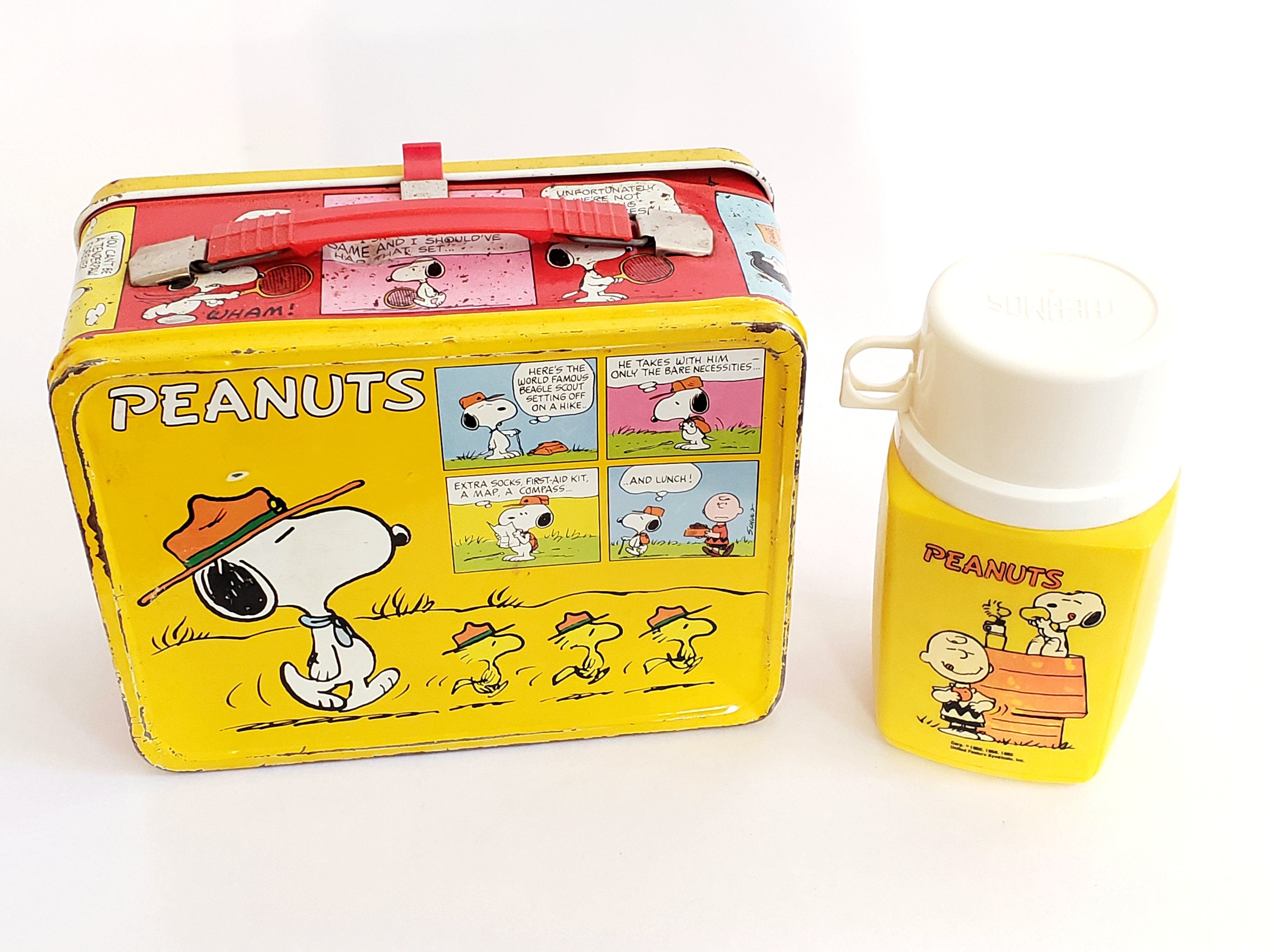 Detail Snoopy Thermos Nomer 38