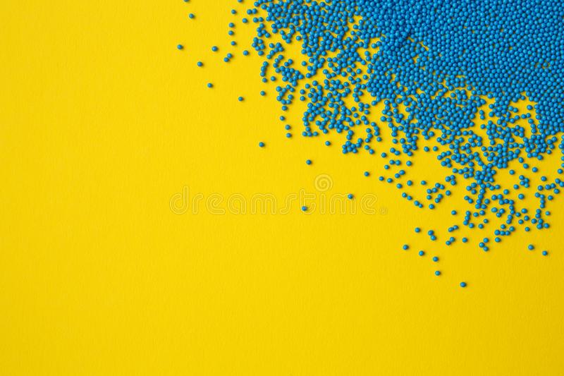 Detail Yellow Background Plain Nomer 47