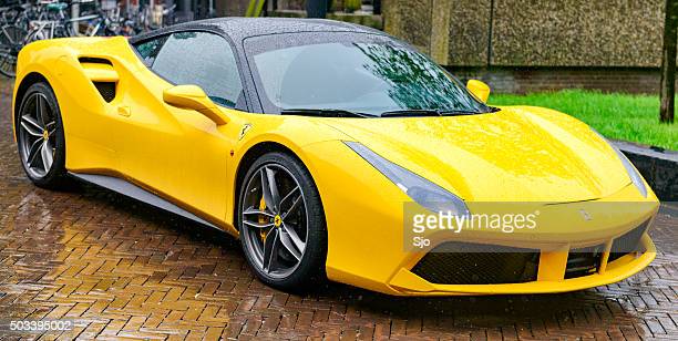 Detail Yellow Ferrari Car Nomer 40