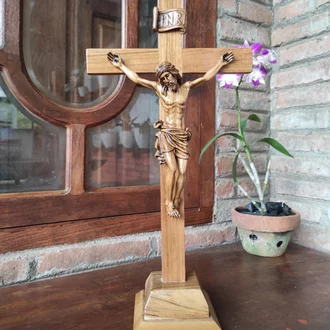 Detail Yesus Di Kayu Salib Nomer 38