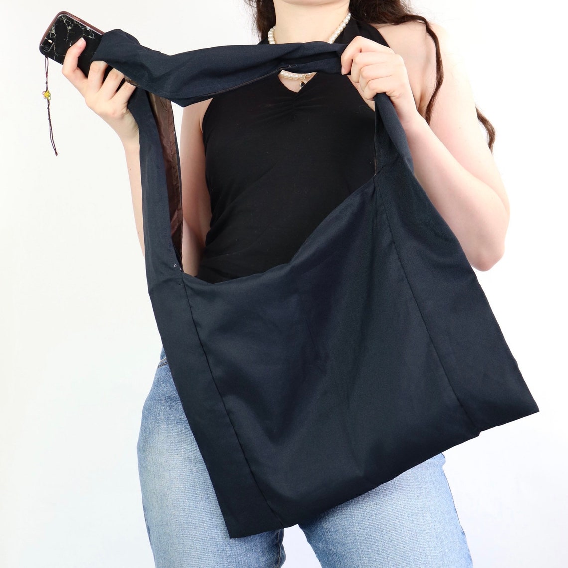 Detail Yin Yang Bucket Bag Nomer 31