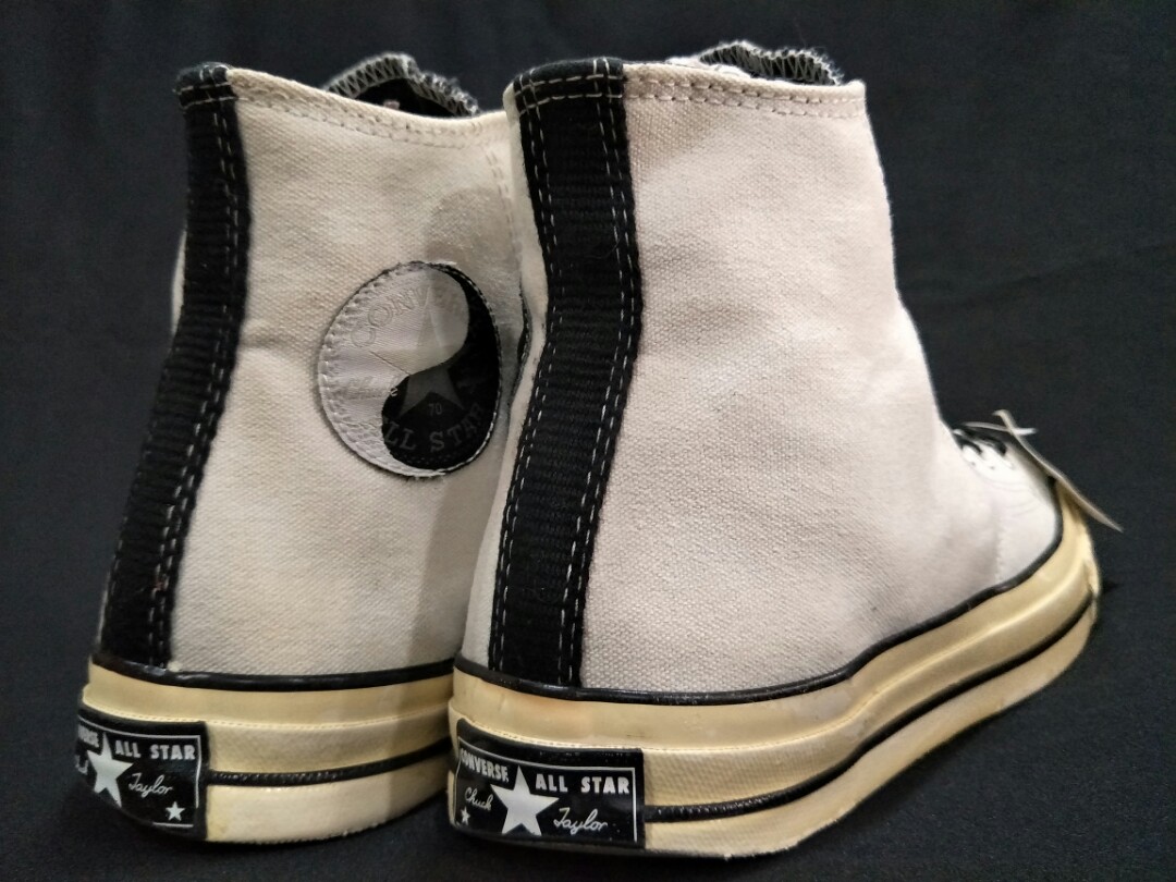 Detail Yin Yang Converse Nomer 19