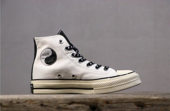 Detail Yin Yang Converse Nomer 3