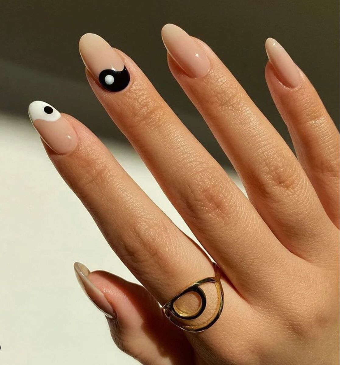 Detail Ying Yang Nail Designs Nomer 2