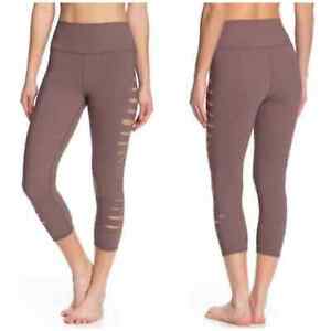 Detail Yoga Leggings With Cutouts Nomer 27