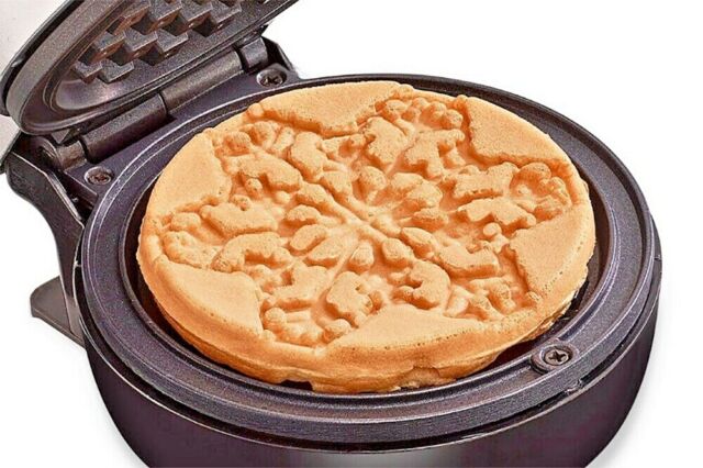 Detail Snowflake Mini Waffle Maker Nomer 45
