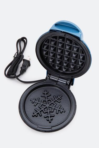 Detail Snowflake Mini Waffle Maker Nomer 48