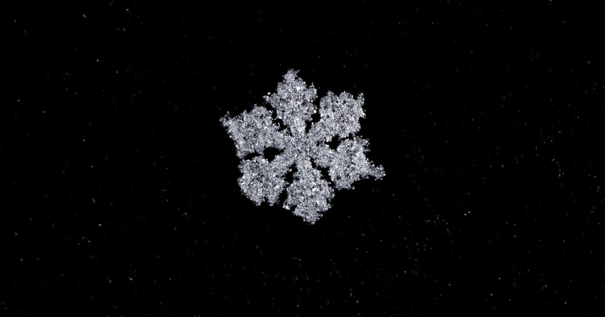 Detail Snowflakes Image Nomer 35