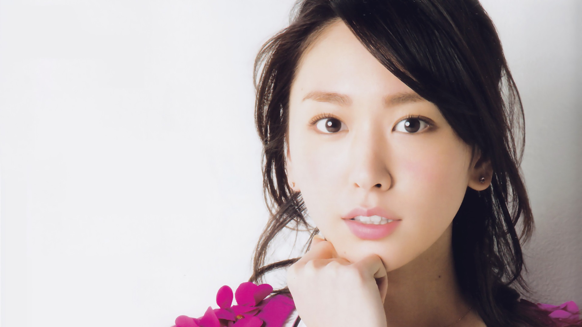 Detail Yui Aragaki Wallpaper Nomer 12