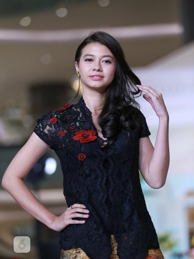 Detail Yuki Kato Foto Nomer 43