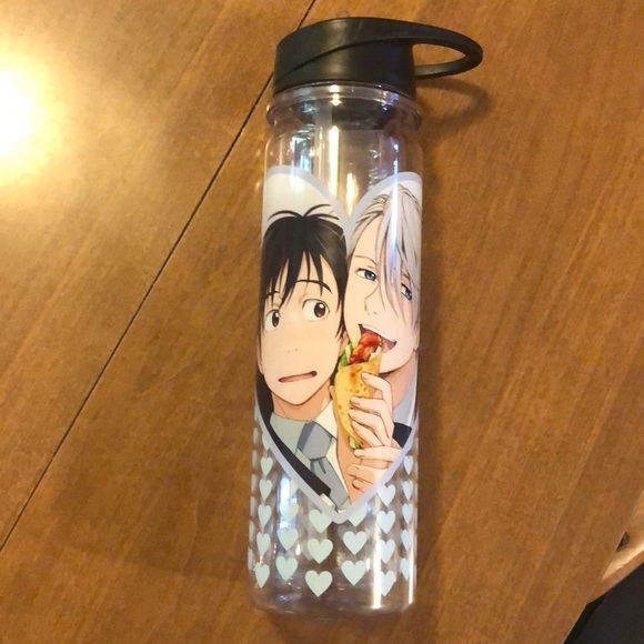 Detail Yuri On Ice Water Bottle Nomer 8