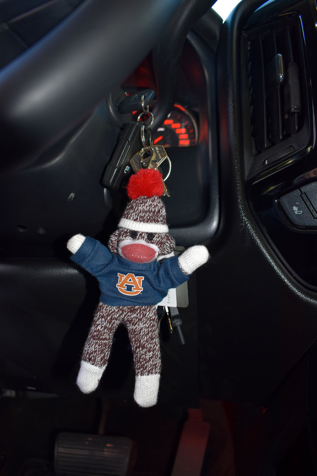 Detail Sock Monkey Key Chain Nomer 33