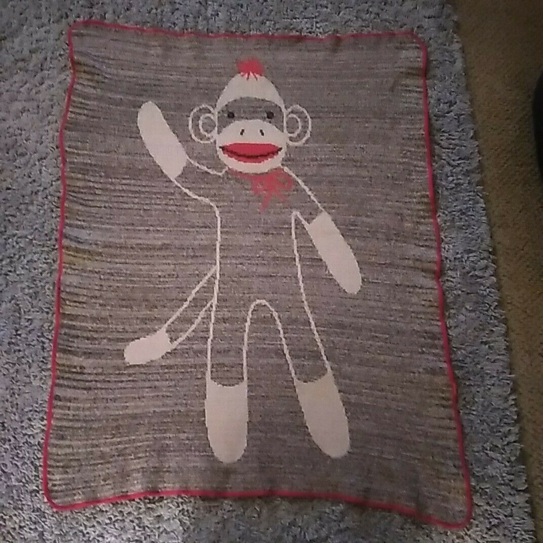 Detail Sock Monkey Rug Nomer 23