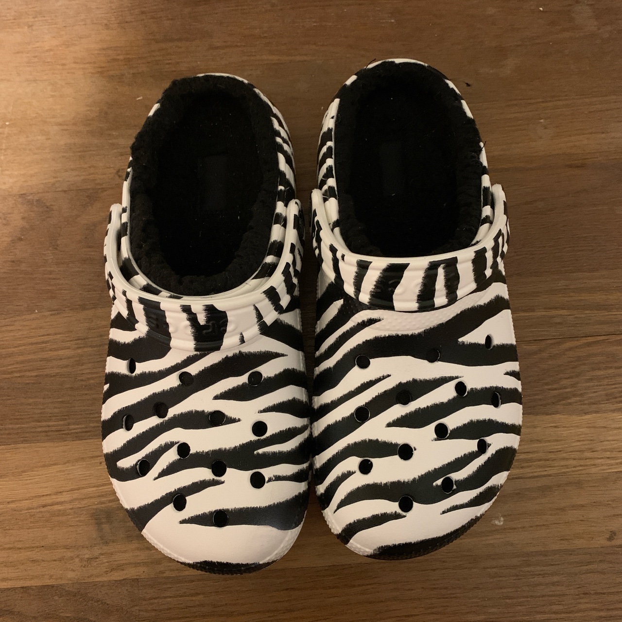 Detail Zebra Crocs With Fur Nomer 20