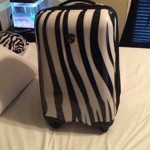 Detail Zebra Suitcase Nomer 47