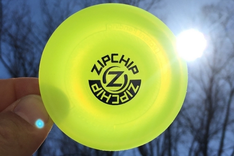 Detail Zip Chip Frisbee Nomer 7