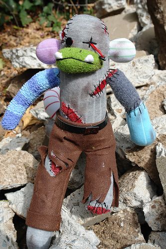 Detail Zombie Sock Monkey Nomer 3