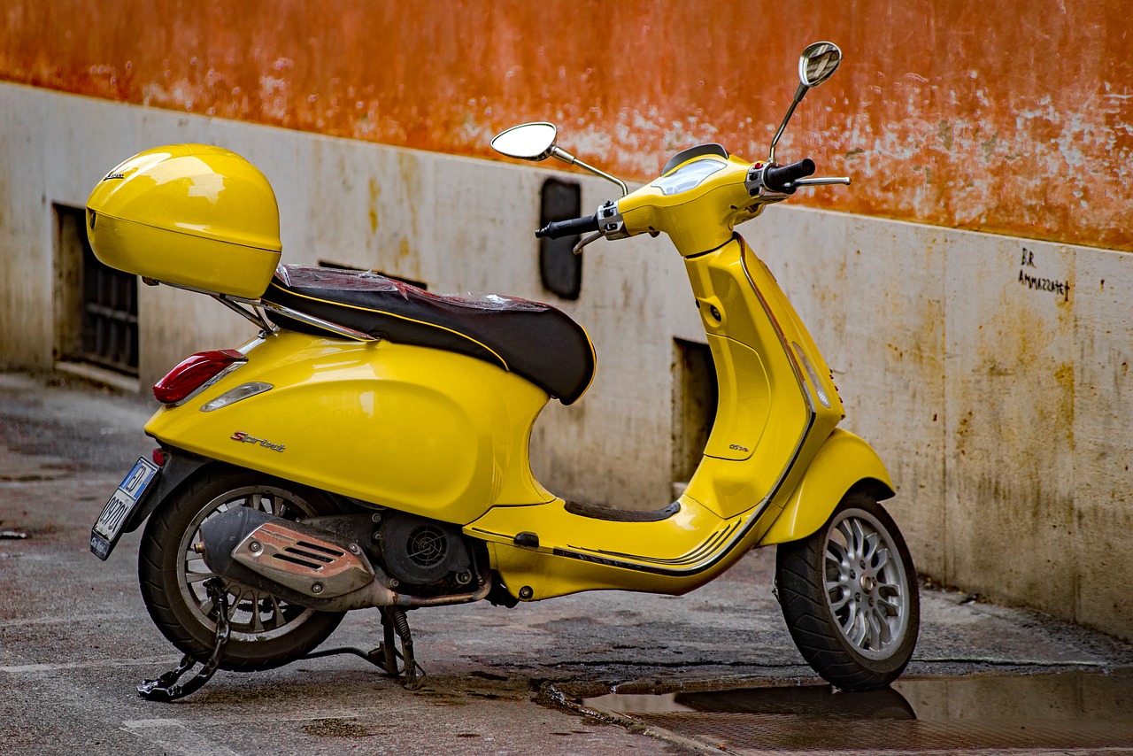 Detail Download Foto Vespa Nomer 55