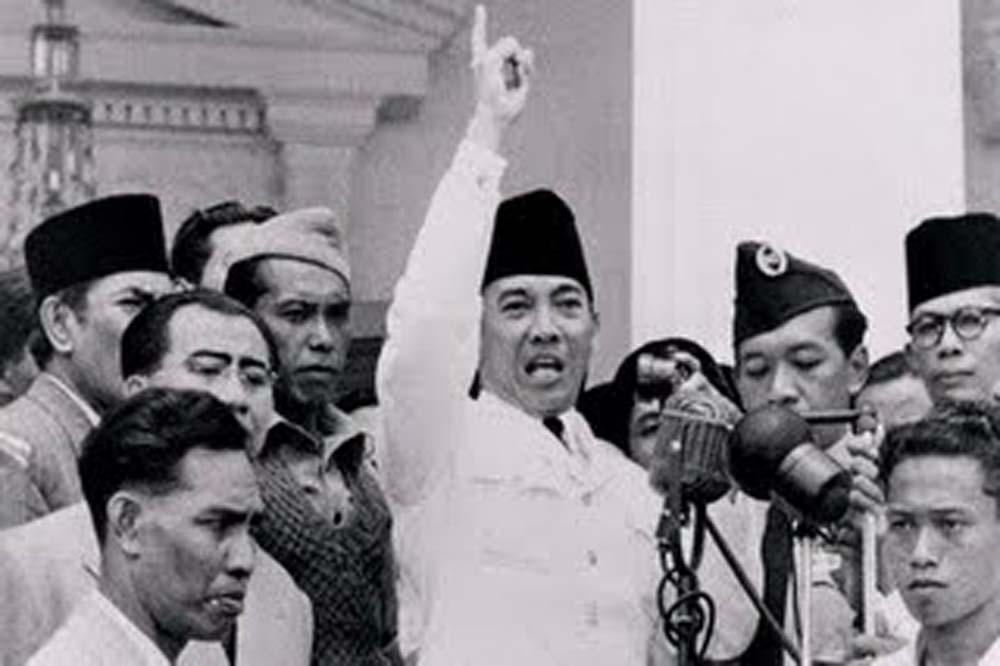 Detail Soekarno Pidato Vector Nomer 15