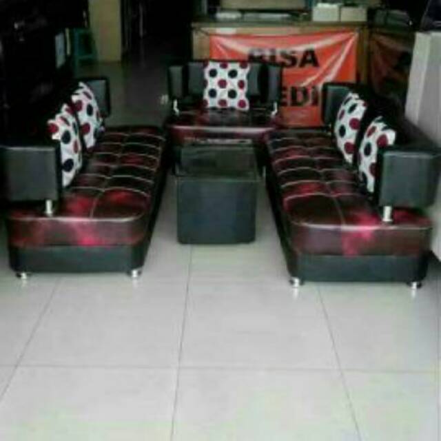 Detail Sofa Merah Hitam Nomer 11